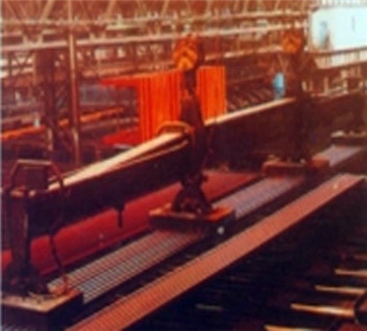 MW42係列吊運方坯、型鋼用起重電磁鐵